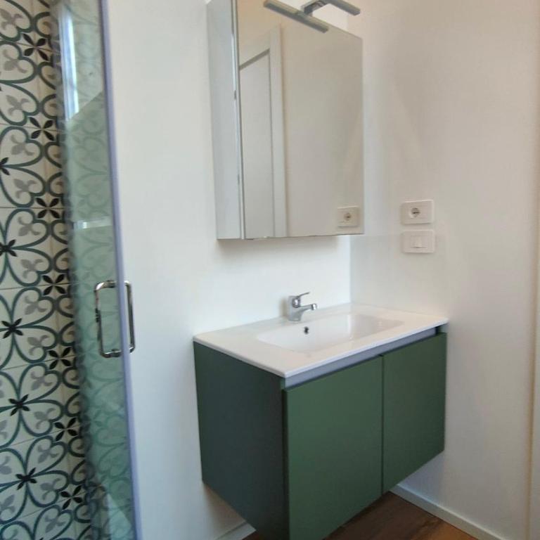 Royal Turin downtown - Two-Bedroom Deluxe Apartment with Balcony - 12