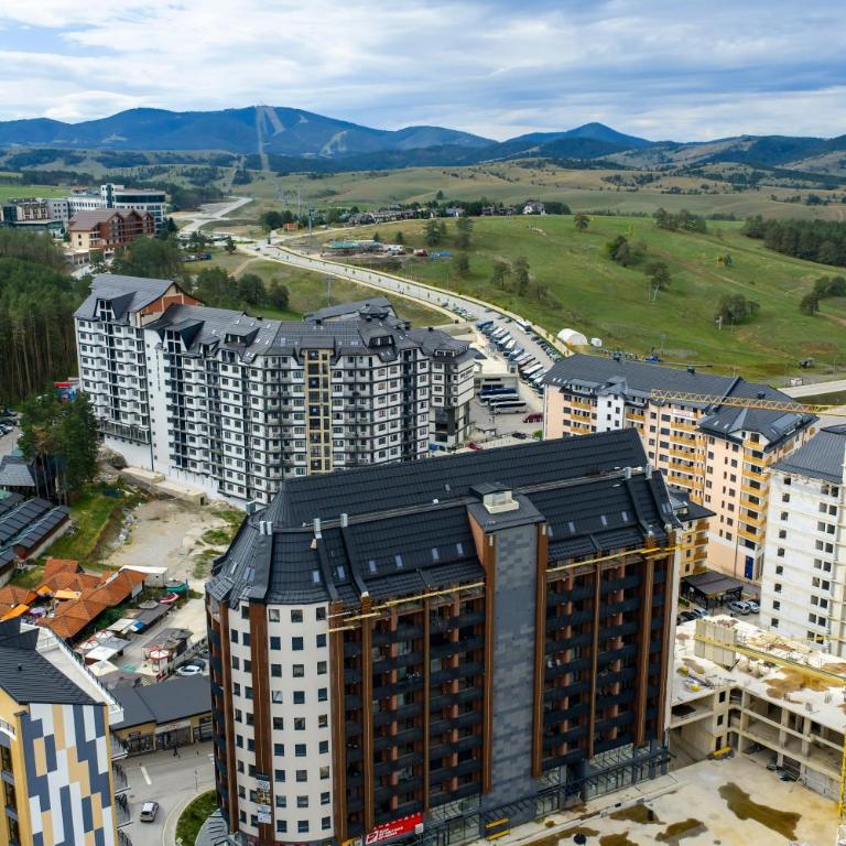 Queen Lidija - Two-Bedroom Apartment - 2
