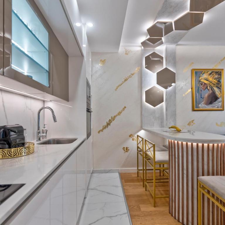 Queen Lidija - Two-Bedroom Apartment - 20