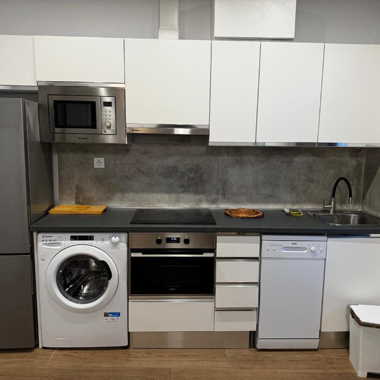 Exyca Castellana - One-Bedroom Apartment - 23