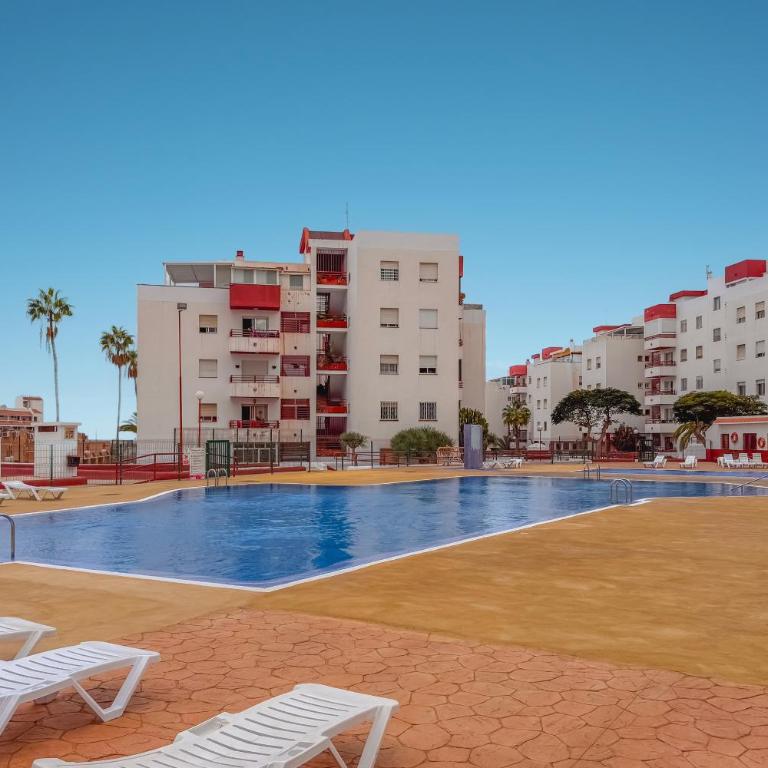 Moderno apartamento con piscina en Costa Adeje - Apartamento de 2 dormitorios - 50
