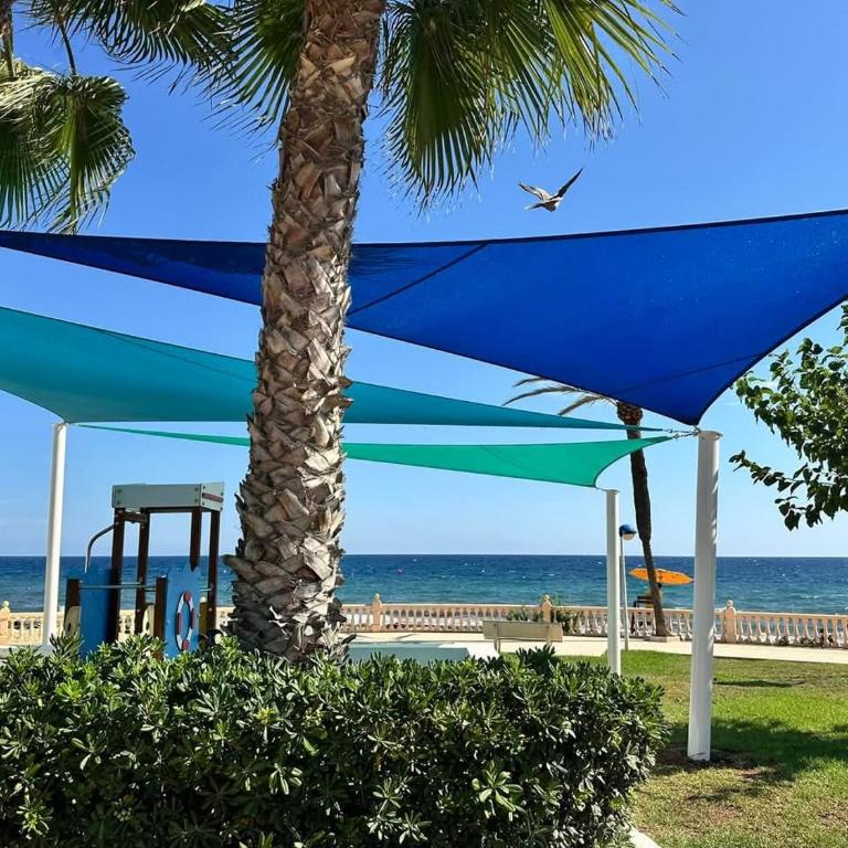 Apartamento en Moraira con piscina 100 m de la playa - Two-Bedroom Apartment - 72