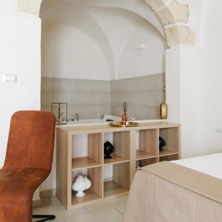 BED&BREAD Piazza 'Nzegna - Suite Deluxe con Vasca Idromassaggio - 6