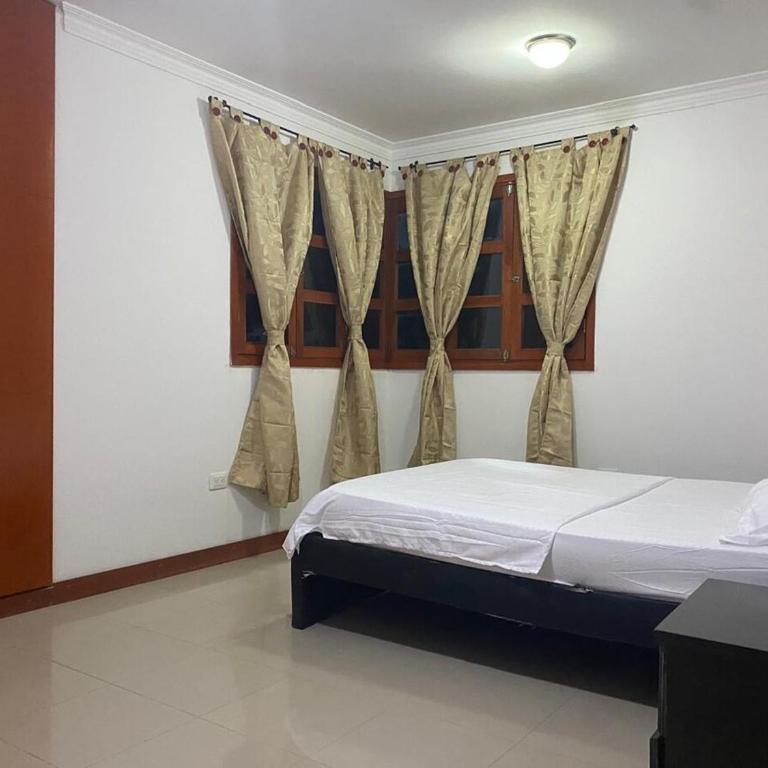 Grand Villa Roca Rodadero - Three-Bedroom Home - 10