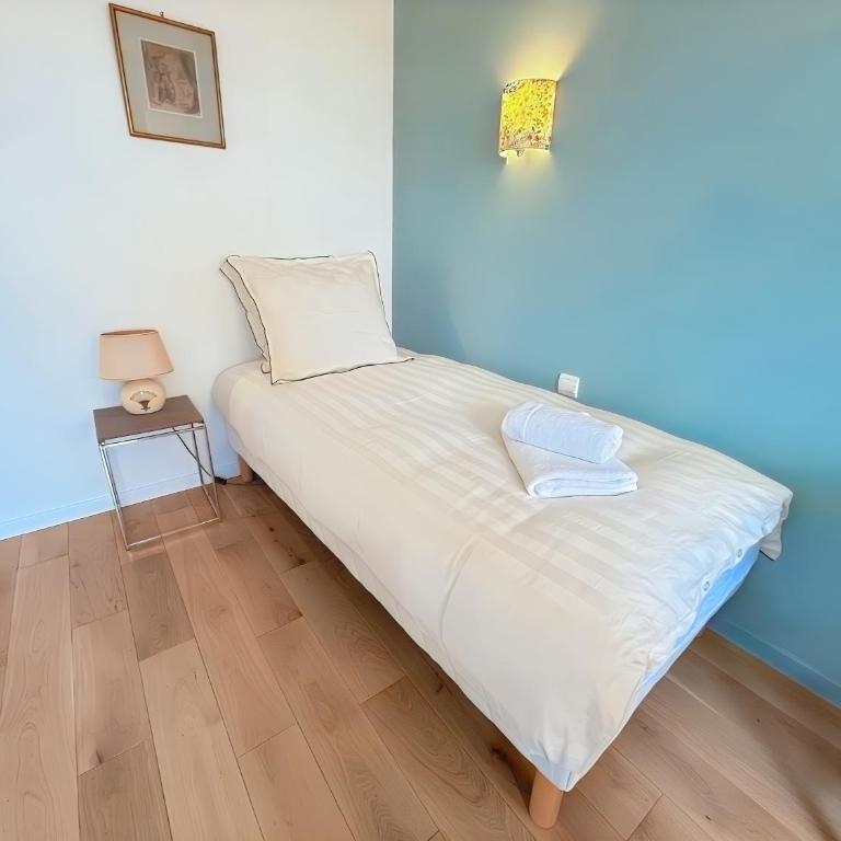 Résidence calme avec balcon privé & vue sur Caen - Two-Bedroom Apartment with Balcony - 21