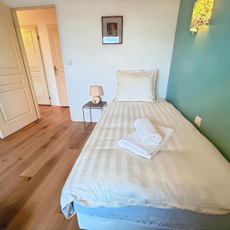 Résidence calme avec balcon privé & vue sur Caen - Two-Bedroom Apartment with Balcony - 22