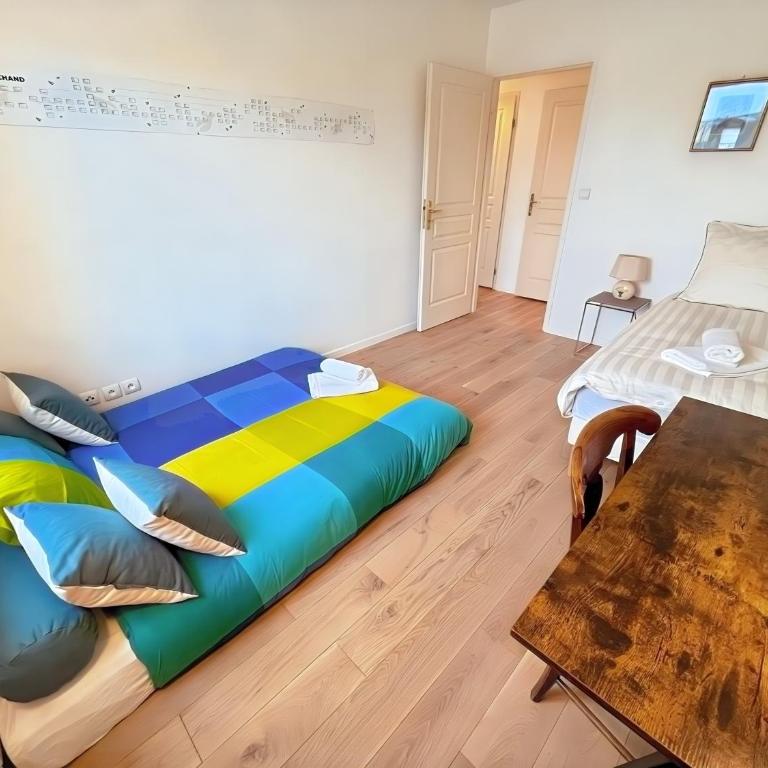 Résidence calme avec balcon privé & vue sur Caen - Two-Bedroom Apartment with Balcony - 27