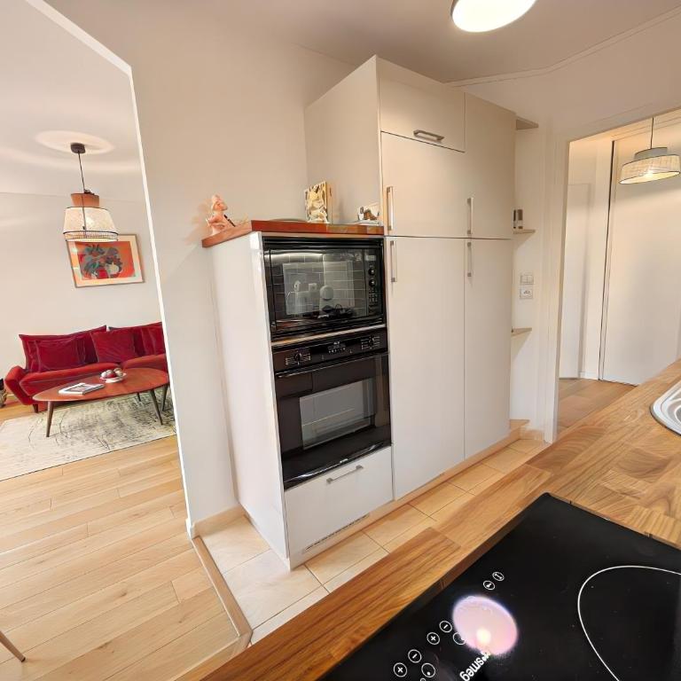 Résidence calme avec balcon privé & vue sur Caen - Two-Bedroom Apartment with Balcony - 9