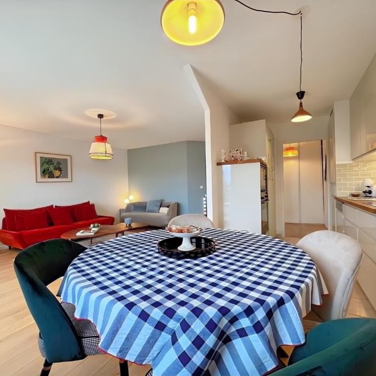 Résidence calme avec balcon privé & vue sur Caen - Two-Bedroom Apartment with Balcony - 31