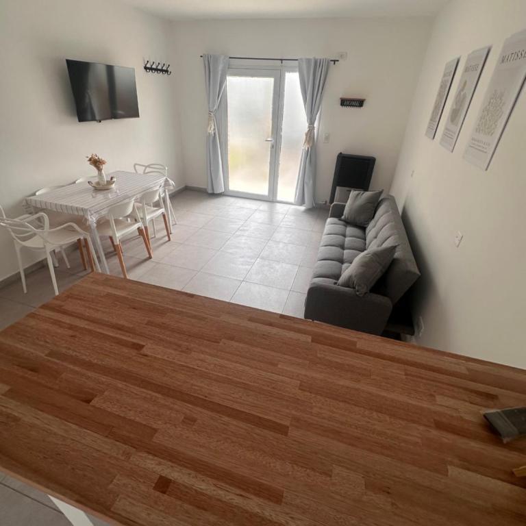 Casa Estivariz Madryn - Casa Unifamiliar de 2 dormitorios - 2