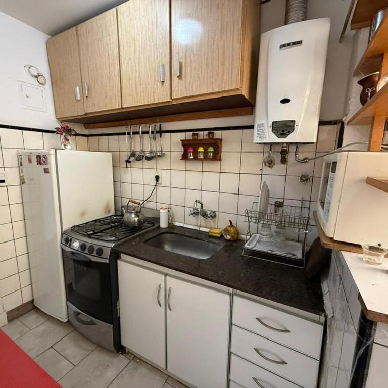 Hermoso dpto en peatonal - Apartamento de 2 dormitorios - 8