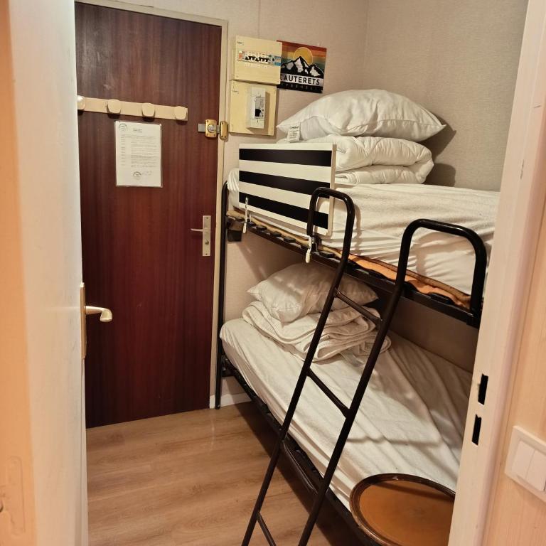 Le nid de l'isard, draps et serviettes fournies au Pied des télécabines, Centre ville et Thermes - Apartment mit 1 Schlafzimmer - 14