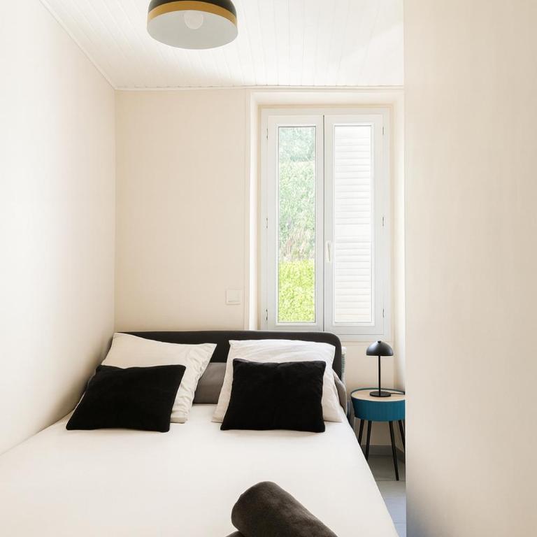 Centre ville - cosy appartement - sous les parapluies - Three-Bedroom Apartment - 11