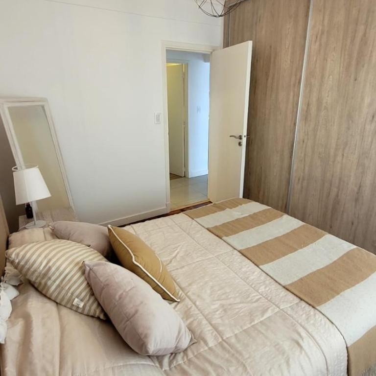 Departamento 3 Ambientes Hermoso Super Reciclado En Zona Aldrey - Two-Bedroom Apartment - 5
