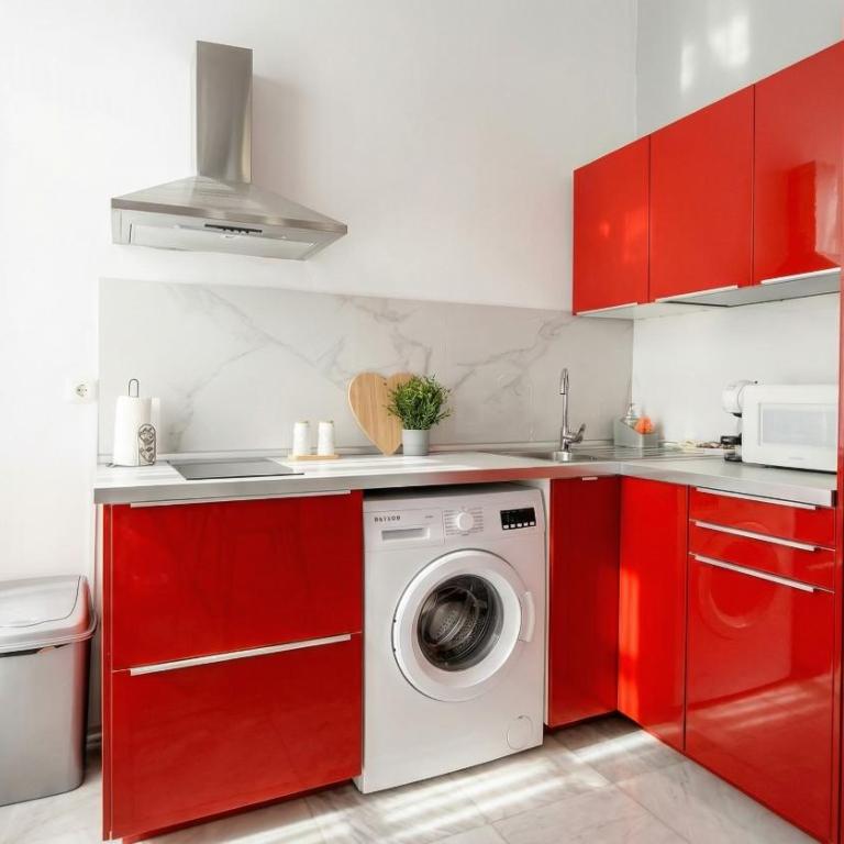 Brand-New 2BR Apt Near Center - FREE Parking - Apartamento de 2 dormitorios - 35
