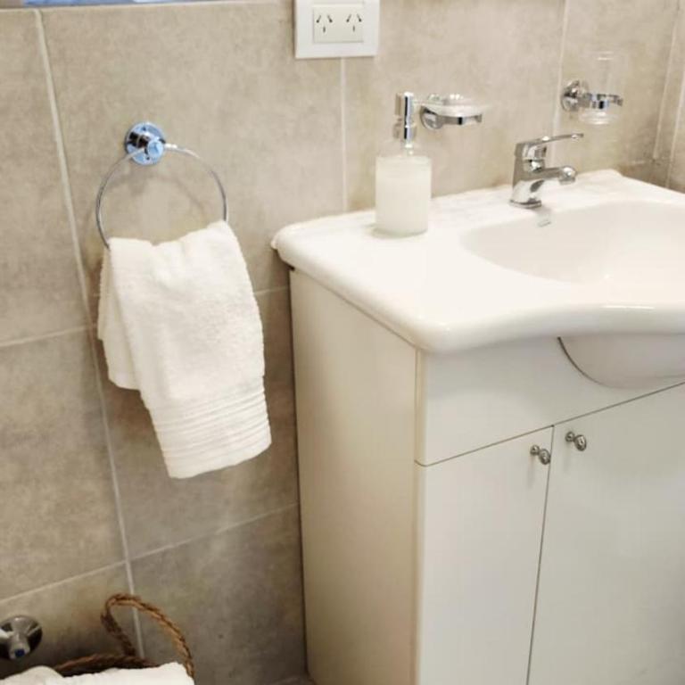 Etelvina - One-Bedroom Apartment - 15