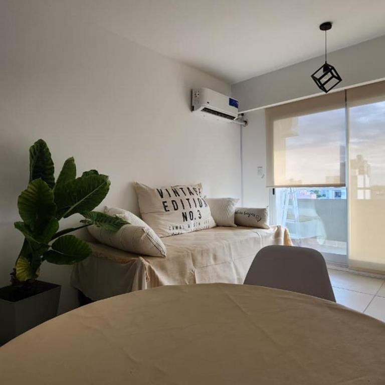 Etelvina - One-Bedroom Apartment - 6