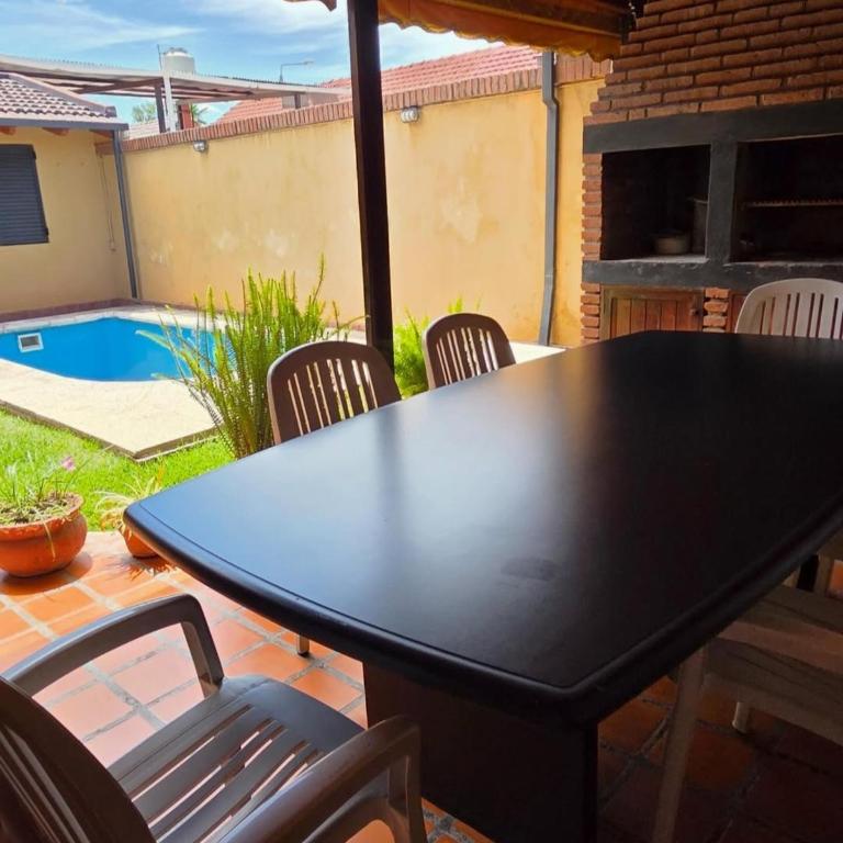 La Emilia Casa de Vacaciones con Pileta y Quincho - Casa Vacacional de 3 dormitorios - 8