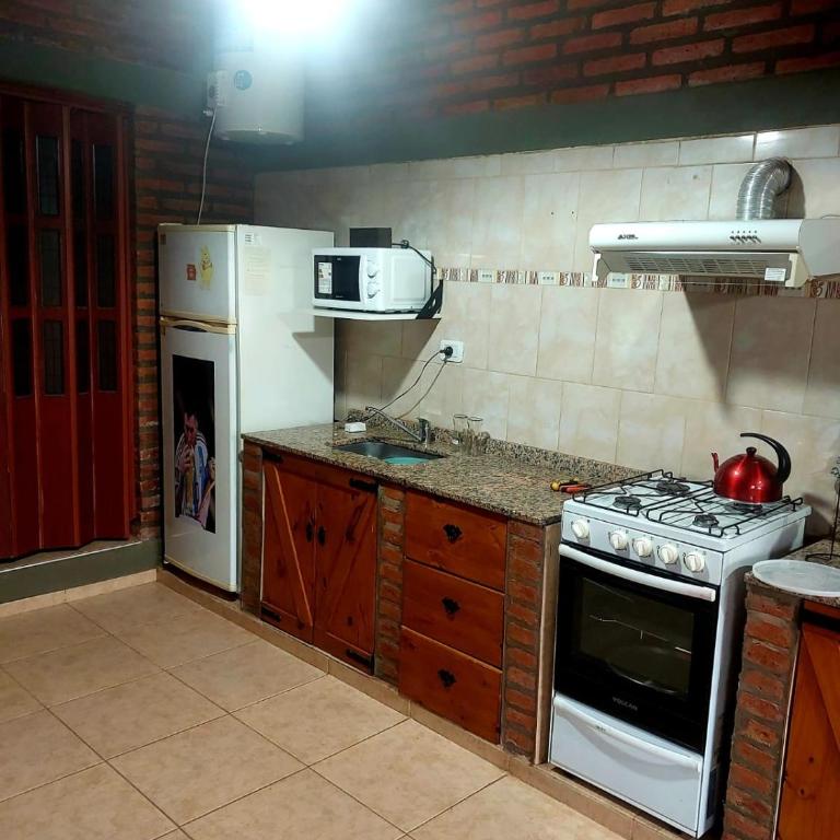 Cabañas Los 3 Hermanos - Two-Bedroom House - 4