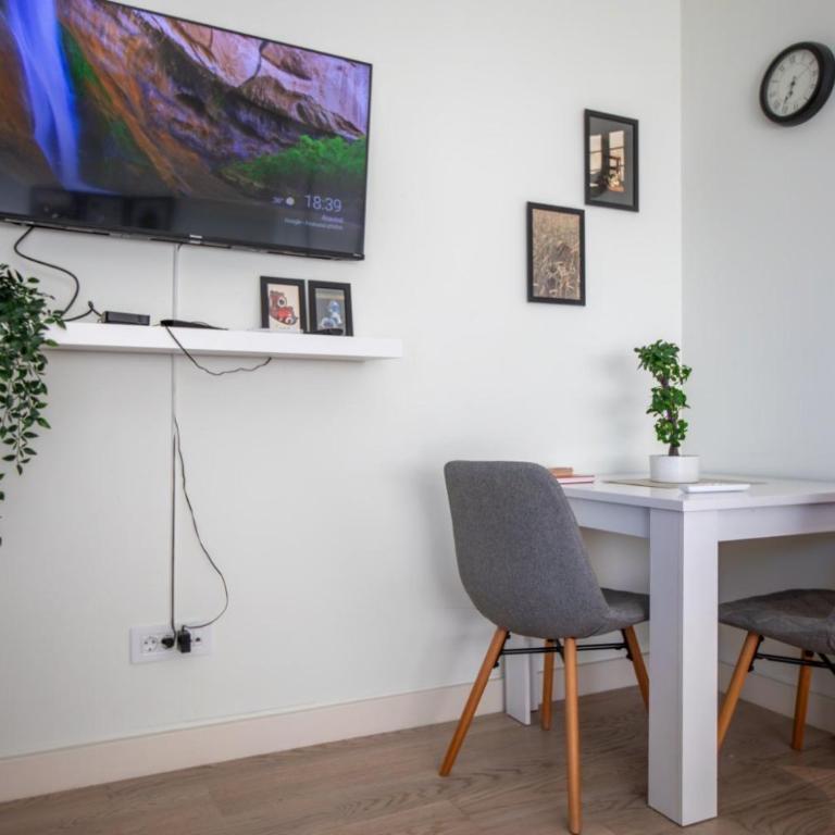 BW Gallery - One-Bedroom Apartment - 5