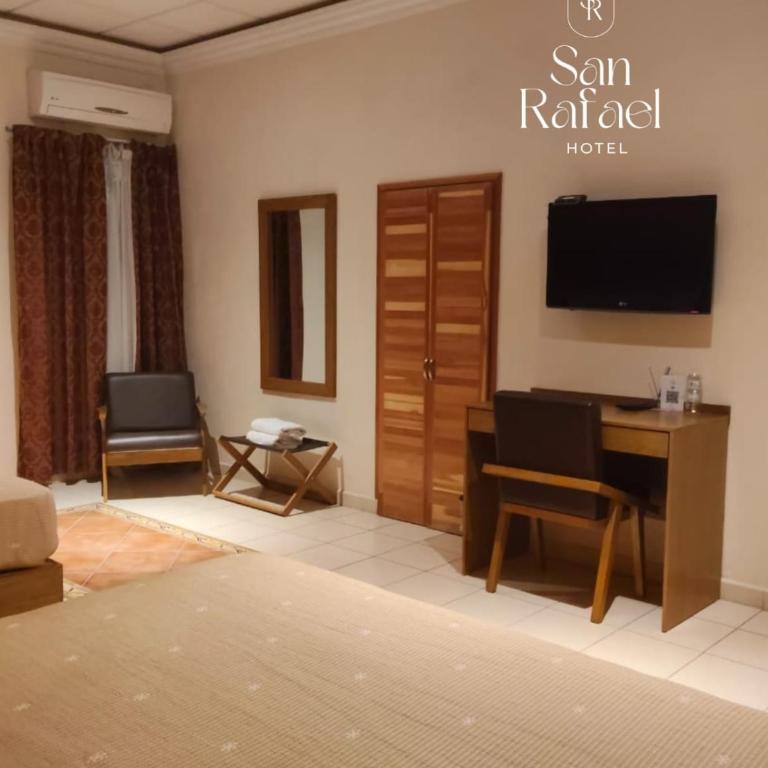 Hotel San Rafael - Queen Room with Two Queen Beds - 3