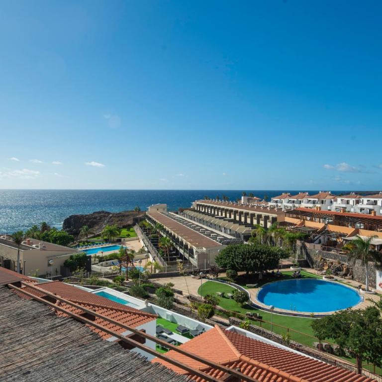 Penthouse Amarilla Golf - 7 pools- - Apartamento de 3 dormitorios - 48