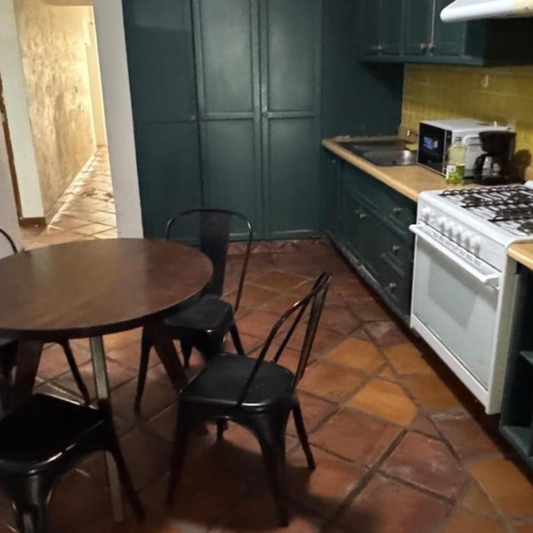 Casa en Providencia, 4 cuartos, Estacionamiento - Casa de 4 dormitorios - 6