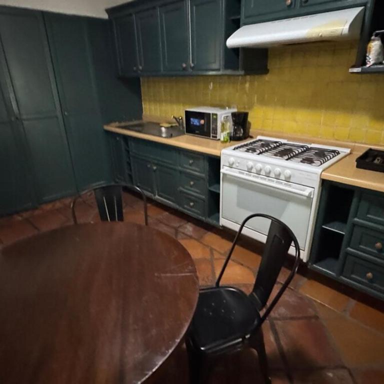 Casa en Providencia, 4 cuartos, Estacionamiento - Casa de 4 dormitorios - 16