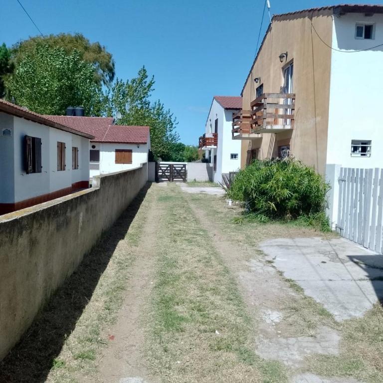 Triplex Las Lavandas en Mar del Tuyú - Casa de 3 dormitorios - 13
