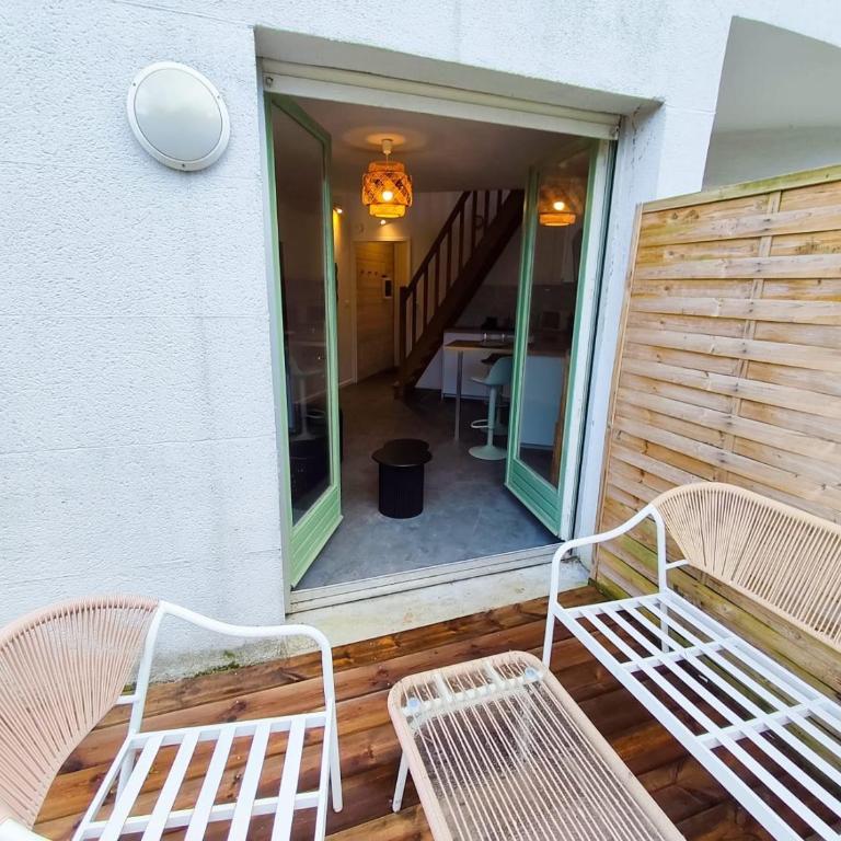 Suite Duplex Cosy Lorient 2 personnes - Parking et Terrasse - Apartamento de 1 dormitorio - 4