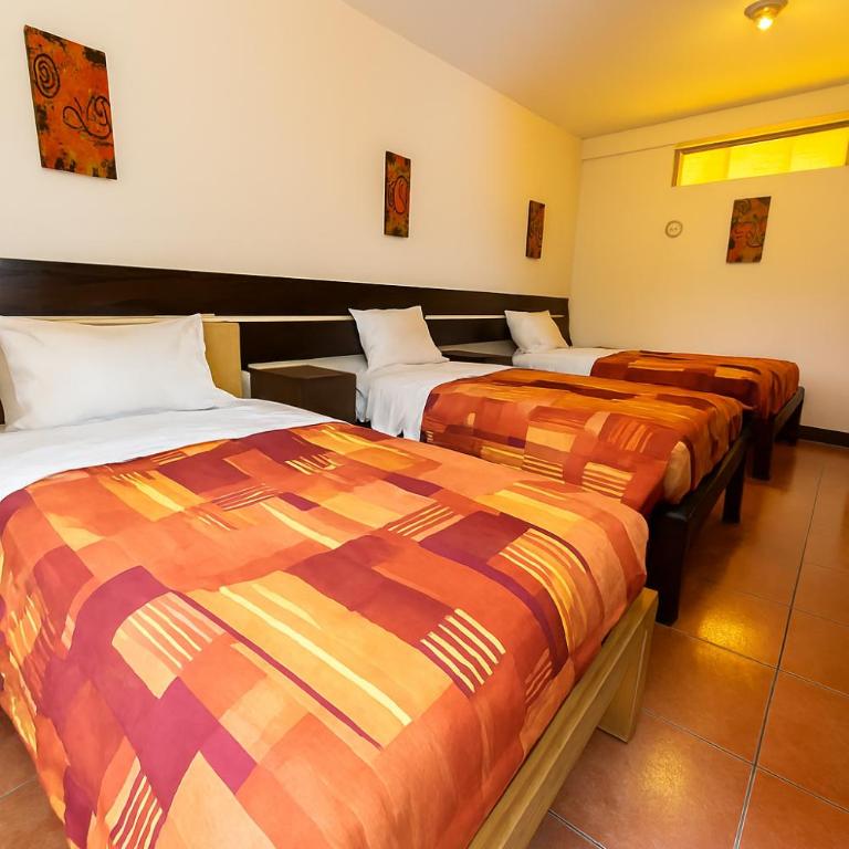 Hanaq House - Triple Room with Private Bathroom - 1