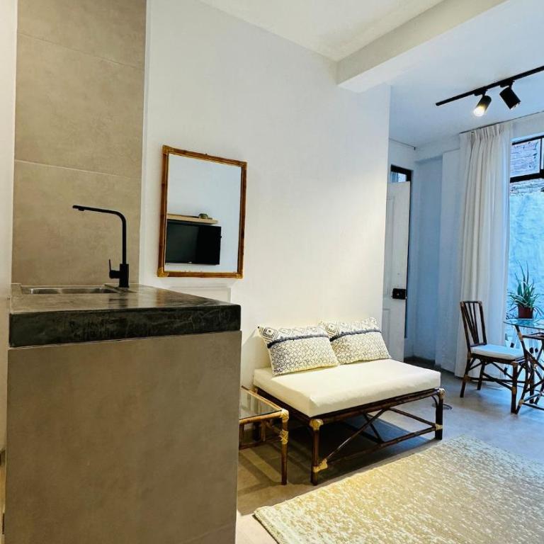 Luxury mini, beautiful tip - One-Bedroom Apartment - 10