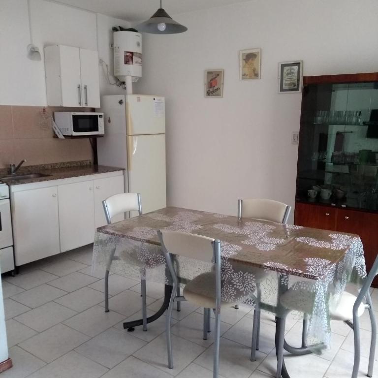 Dpto céntrico - Apartamento de 1 dormitorio - 5