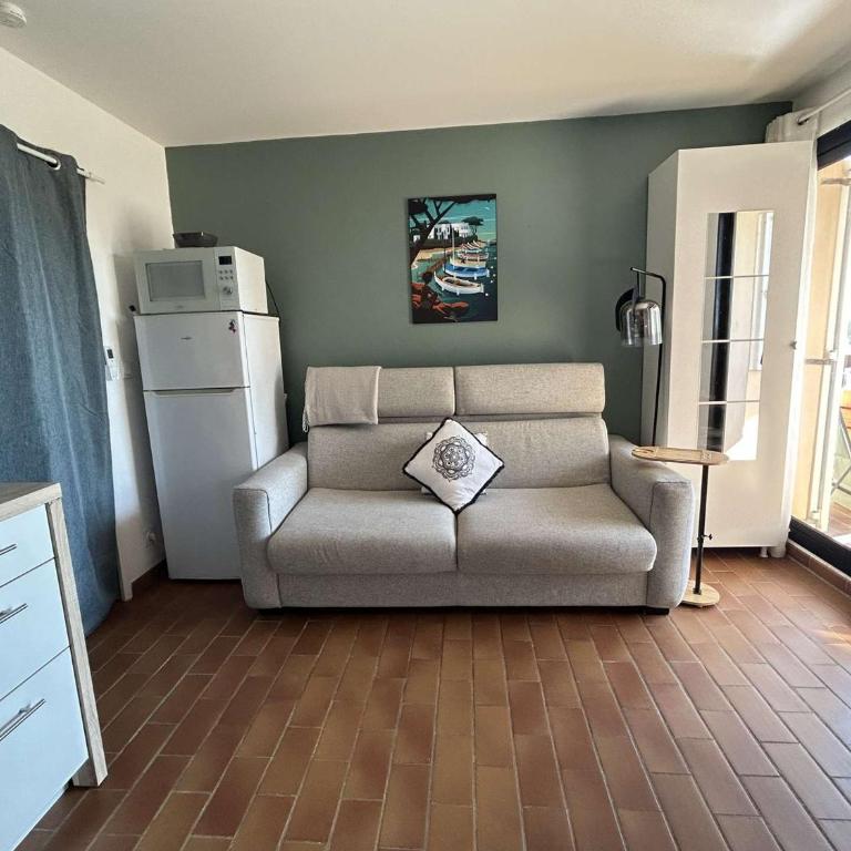 Appartement refait à neuf avec climatisation - Six-Fours-les-Plages - FR-1-845-9 - Apartment - 4