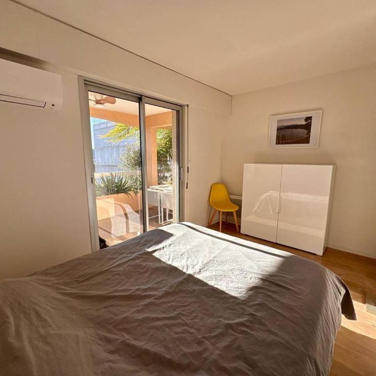 Appartement T3 à Bormes-les-Mimosas - Proche plages et commodités - FR-1-816-37 - Apartment - 11