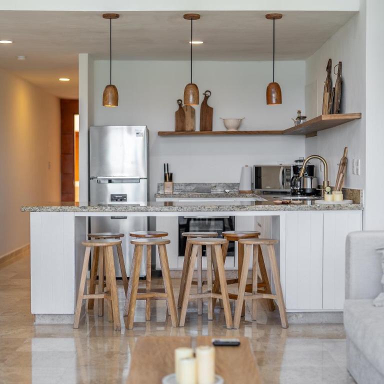 Ocean Plaza by Zamá Homes - Three-Bedroom Apartment with Ocean View - 4