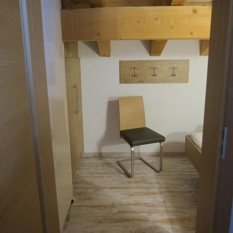 Apartment Madlaina - Apartment mit 2 Schlafzimmern und Balkon - 9