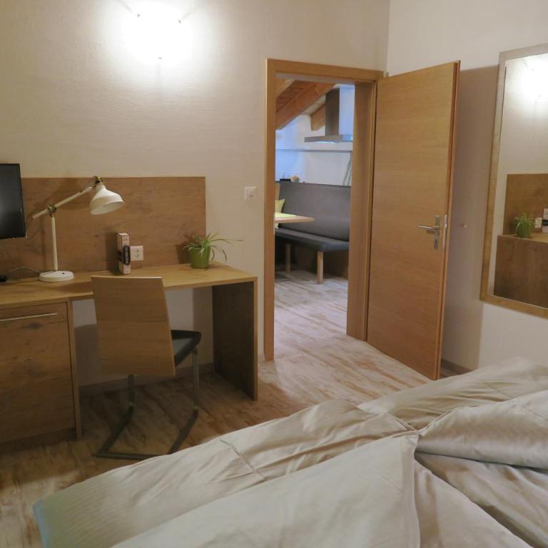 Apartment Madlaina - Apartment mit 2 Schlafzimmern und Balkon - 5