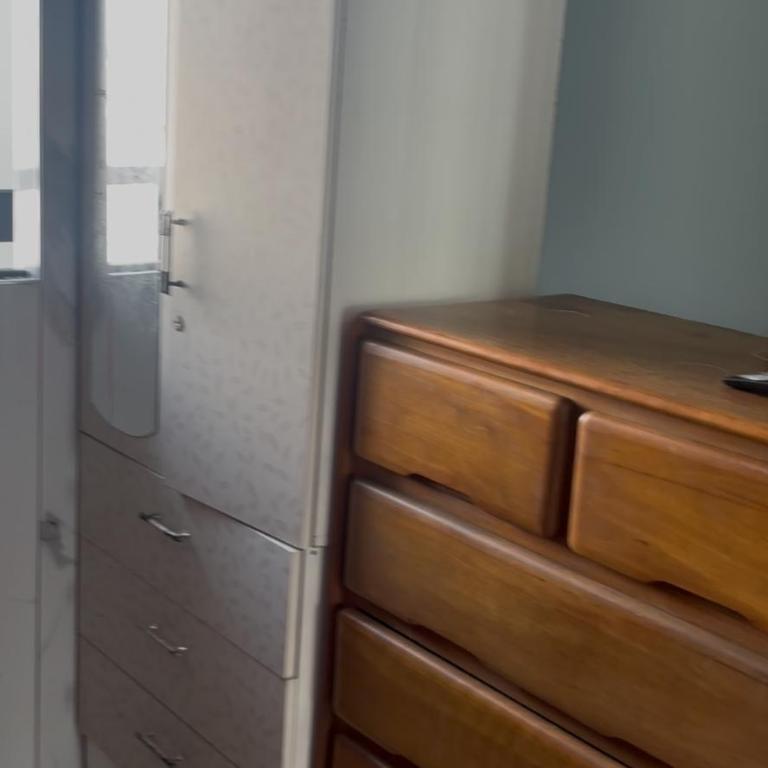 Habitación privada en departamento compartido - Single Room with Shared Bathroom - 23