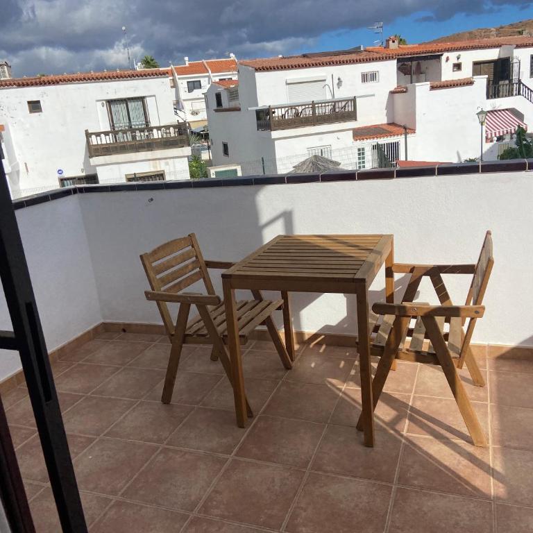 Family 3BR Townhouse Pool Terrace South Tenerife - Apartamento de 3 dormitorios con balcón - 15