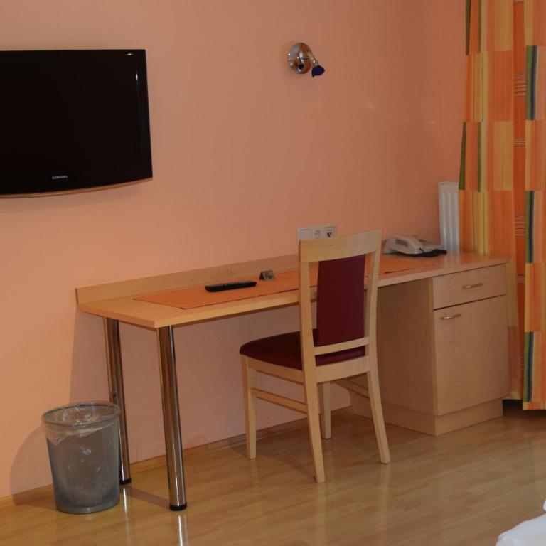 DAS Hotel Schmied in der Südsteiermark - Familienzimmer mit Balkon - 1