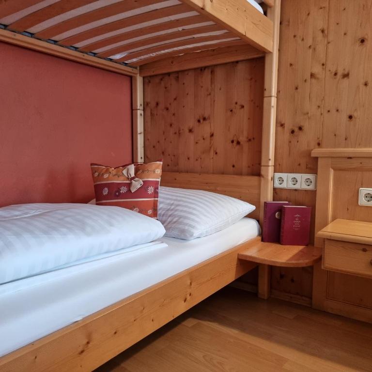 Karnischer Hof - Doppelzimmer mit Gartenblick - 3