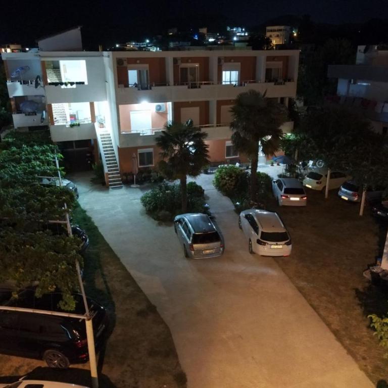 Casa ROBI - Apartments - Double Room with Balcony - 1