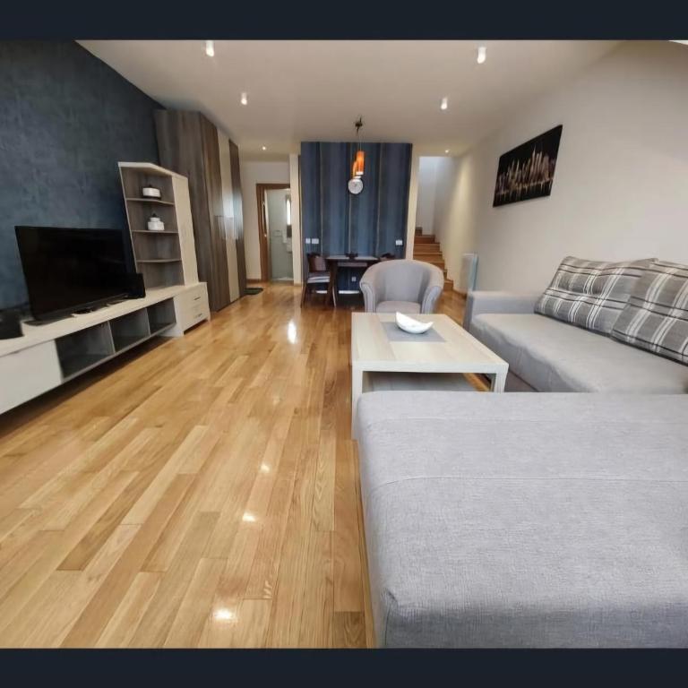 Grand Hill - One-Bedroom Apartment - 1