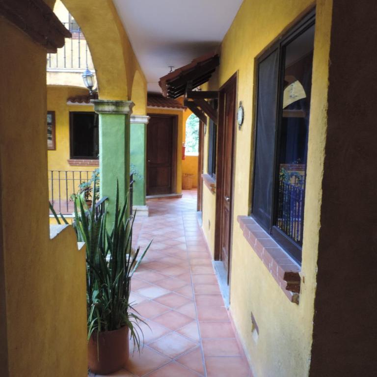 Hacienda Del Caribe Hotel - King Room - 4