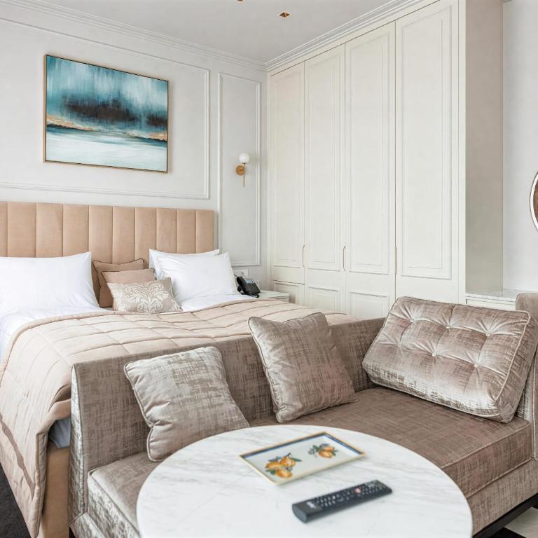 Hotel Balkan - Standardna Dvokrevetna Soba sa Bračnim Krevetom - 2