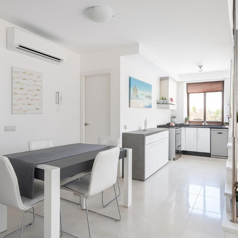 3 bedroom, two-level, morden apartment - Apartamento de 3 dormitorios - 8
