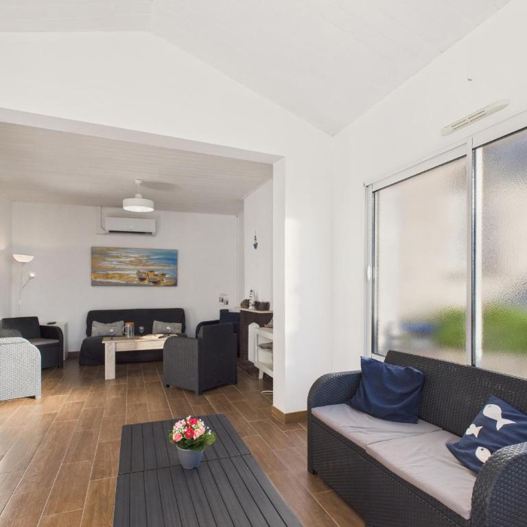 400m de la mer - grande maison pour 10 avec jardin - Maison de Vacances - 8