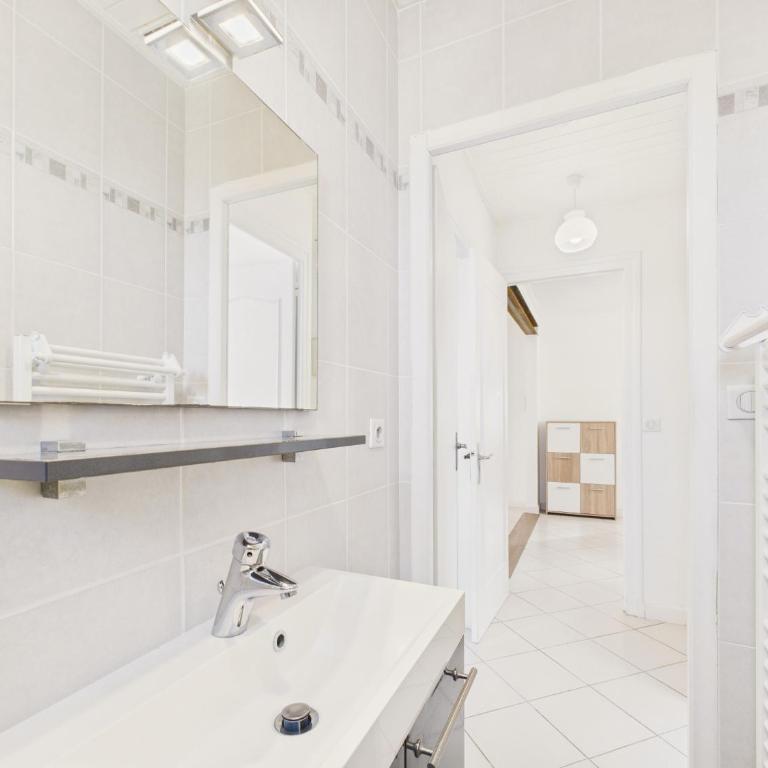 400m de la mer - grande maison pour 10 avec jardin - Maison de Vacances - 24