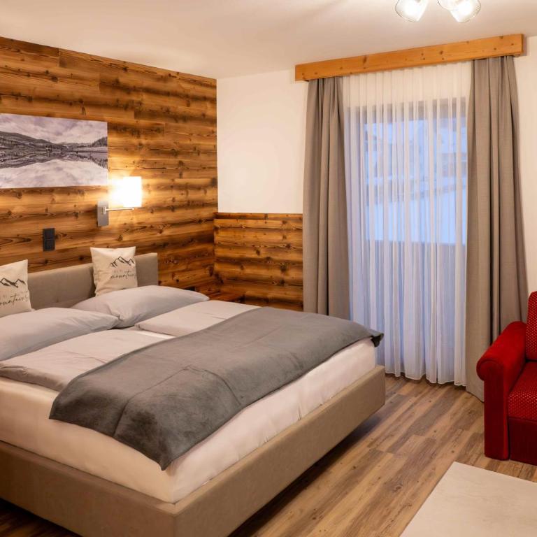 Gästehaus Kreischberg - Mayer - Dreibettzimmer mit Dusche - 15
